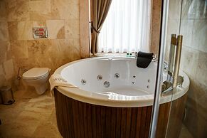 House 1938 Special Cave Hotel