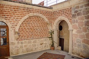 House 1938 Special Cave Hotel