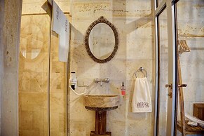 House 1938 Special Cave Hotel