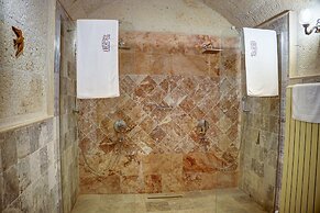 House 1938 Special Cave Hotel