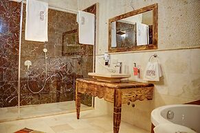 House 1938 Special Cave Hotel