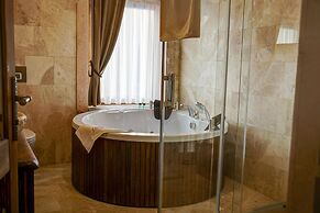 House 1938 Special Cave Hotel