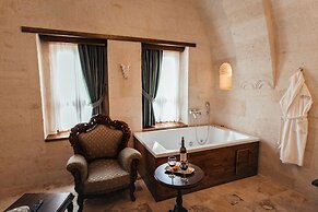 House 1938 Special Cave Hotel