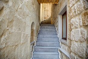 House 1938 Special Cave Hotel