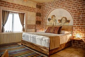 House 1938 Special Cave Hotel