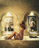 House 1938 Special Cave Hotel