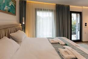 Lazar Lux Suites - Ammoudara