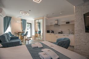 Lazar Lux Suites - Ammoudara