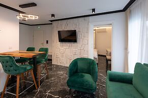 Lazar Lux Suites - Ammoudara