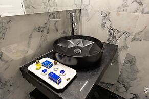 Lazar Lux Suites - Ammoudara