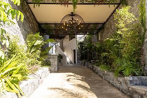 Lazar Lux Suites - Ammoudara