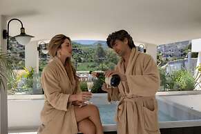 Lazar Lux Suites - Ammoudara