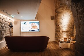 The Central House Porto Ribeira - Hostel