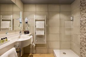 Hôtel Roi Soleil Prestige Plaisir - St Quentin