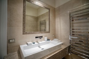 Alta Luxury Apartments - Frezza Apartment