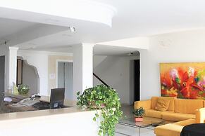 Eslait Hotel & Apartamentos