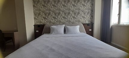 Eslait Hotel & Apartamentos