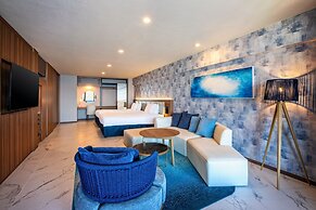 AQUASENSE Hotel & Resort