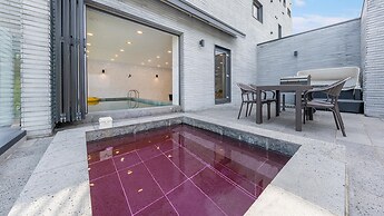 Gapyeong JH Poolvilla & Glamping