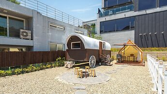 Gapyeong JH Poolvilla & Glamping