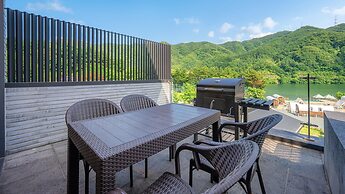 Gapyeong JH Poolvilla & Glamping