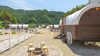 Gapyeong JH Poolvilla & Glamping