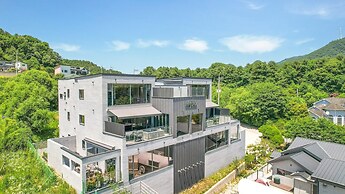 Gapyeong JH Poolvilla & Glamping