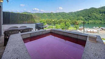 Gapyeong JH Poolvilla & Glamping