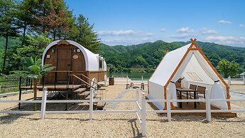 Gapyeong JH Poolvilla & Glamping