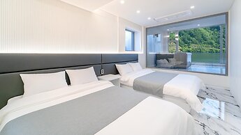 Gapyeong JH Poolvilla & Glamping