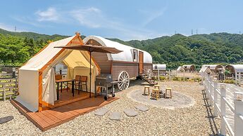 Gapyeong JH Poolvilla & Glamping