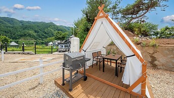 Gapyeong JH Poolvilla & Glamping