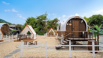 Gapyeong JH Poolvilla & Glamping