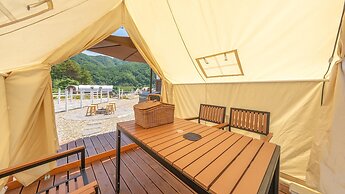 Gapyeong JH Poolvilla & Glamping