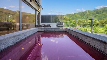 Gapyeong JH Poolvilla & Glamping