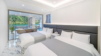 Gapyeong JH Poolvilla & Glamping