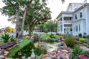 Oaklea Mansion Bed and Breakfast