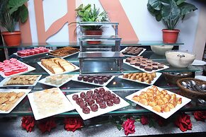 Fort Continental Hotel