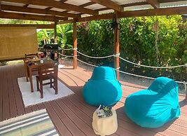 Moana Breeze Eco Lodge