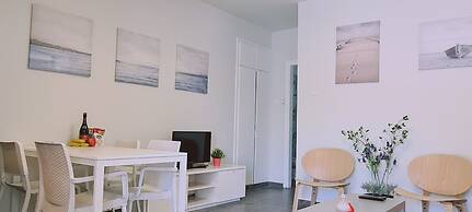 Nissi Twins Apartments by STAY BnB