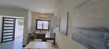 Nissi Twins Apartments by STAY BnB