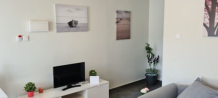 Nissi Twins Apartments by STAY BnB