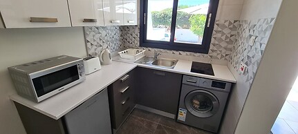 Nissi Twins Apartments by STAY BnB