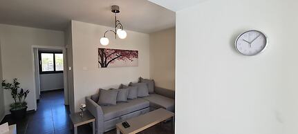 Nissi Twins Apartments by STAY BnB