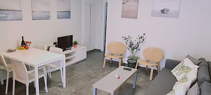 Nissi Twins Apartments by STAY BnB