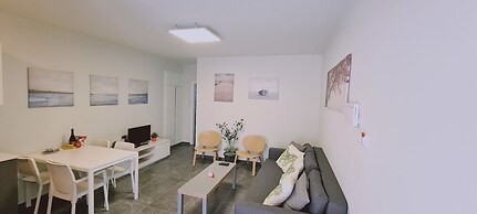 Nissi Twins Apartments by STAY BnB