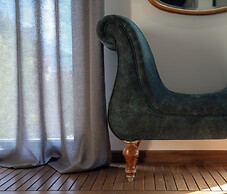 To Be Social House