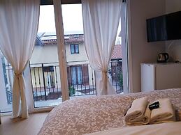 Michelangelo apartments