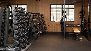 UMA House by Yurbban South Beach