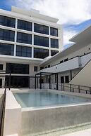 UMA House by Yurbban South Beach